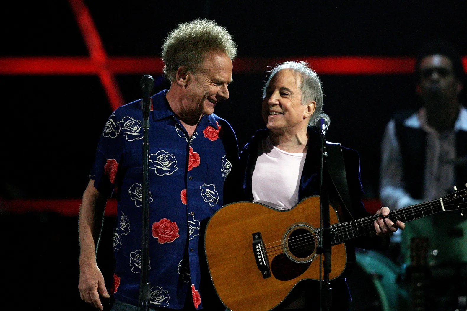 Art Garfunkel playing live